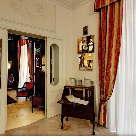Palazzo Magnocavallo B&B Наполи Екстериор снимка