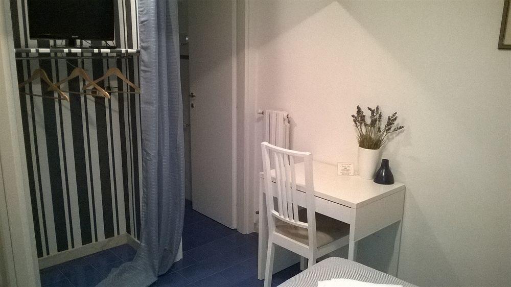 Palazzo Magnocavallo B&B Наполи Екстериор снимка