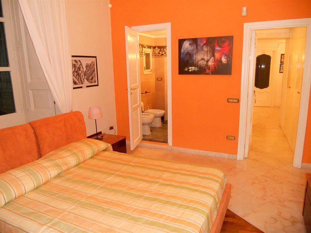 Palazzo Magnocavallo B&B Наполи Екстериор снимка
