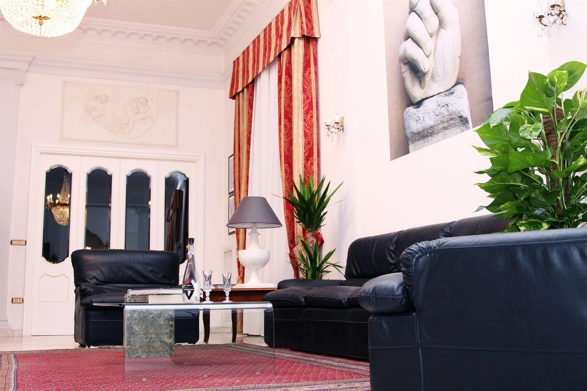 Palazzo Magnocavallo B&B Наполи Екстериор снимка