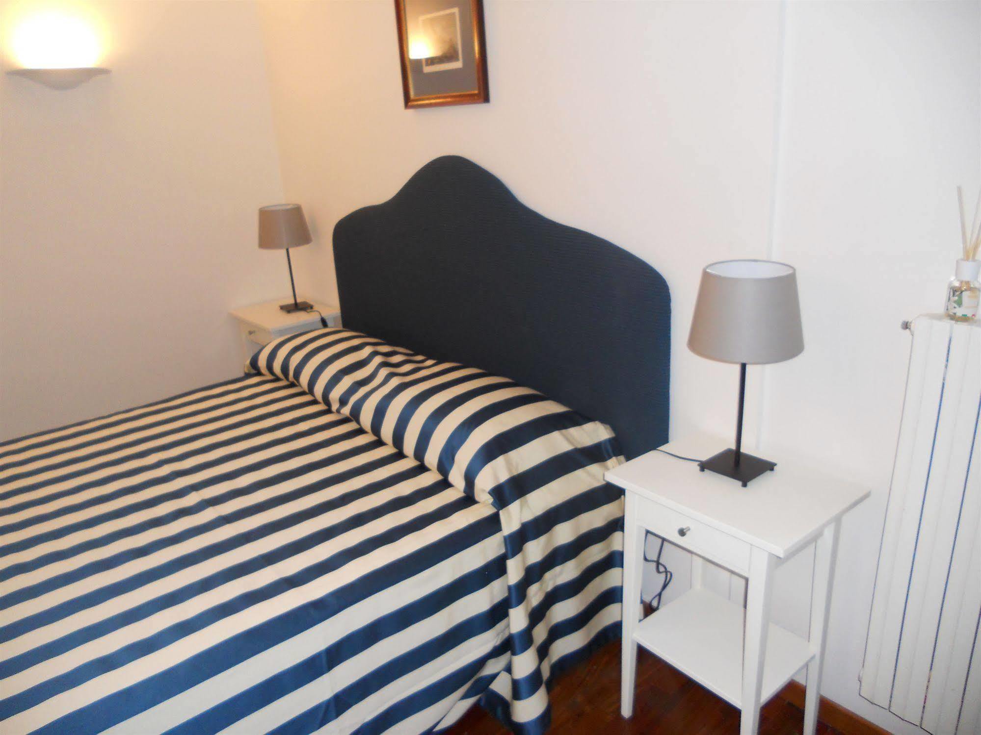 Palazzo Magnocavallo B&B Наполи Екстериор снимка