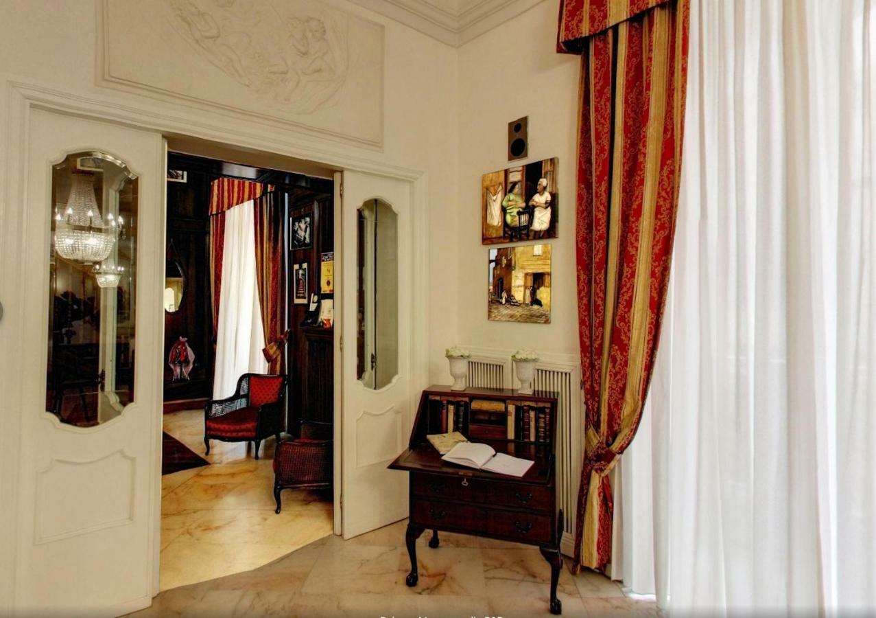 Palazzo Magnocavallo B&B Наполи Екстериор снимка